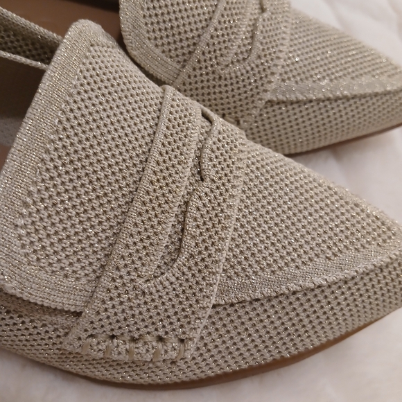 Aerosoles Women’s Size 8 Sparkle Knit Loafers Beige Gold NWOT - Picture 4 of 12